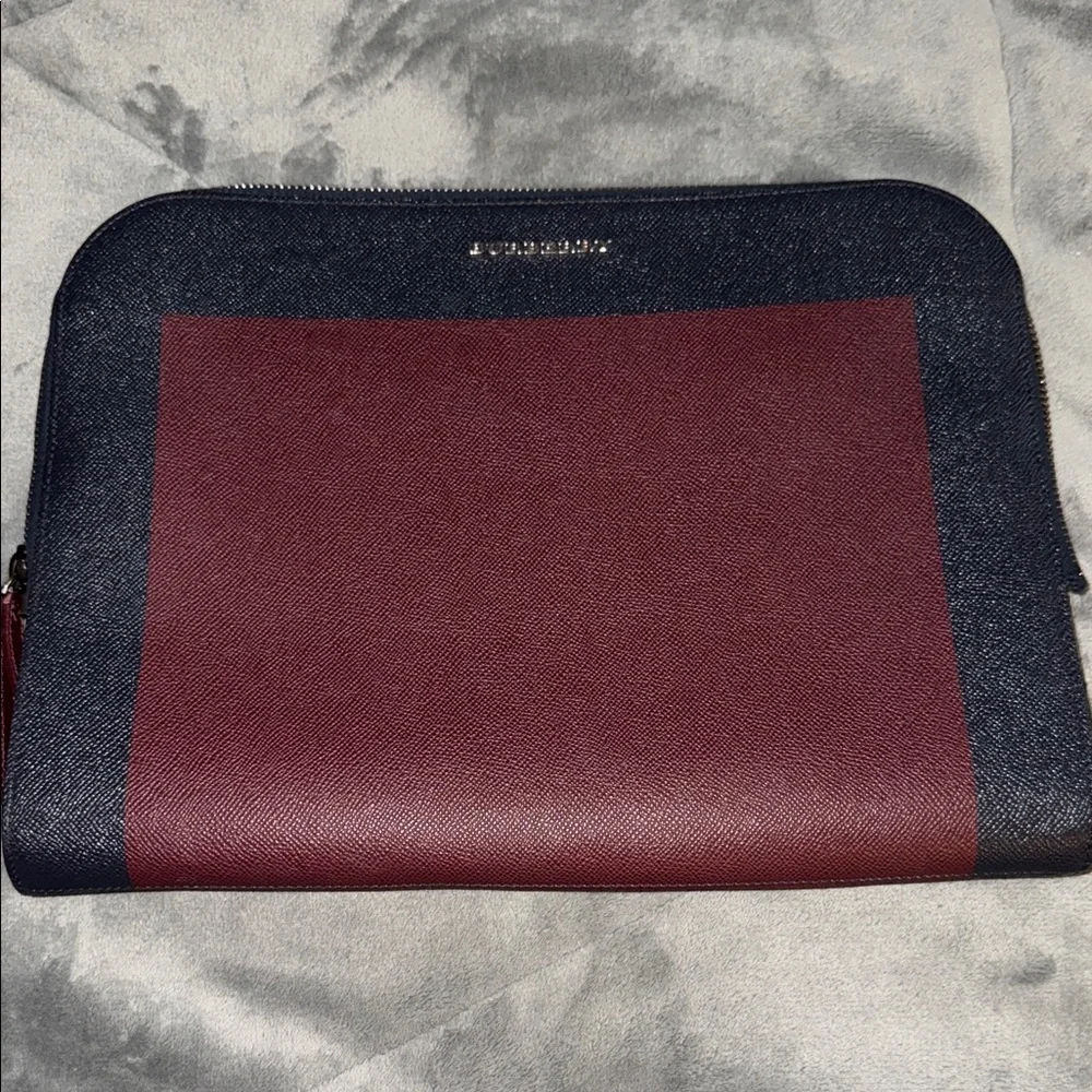 Preloved Burberry Men's Dark Blue and Burgundy Laptop Bag excellent condition